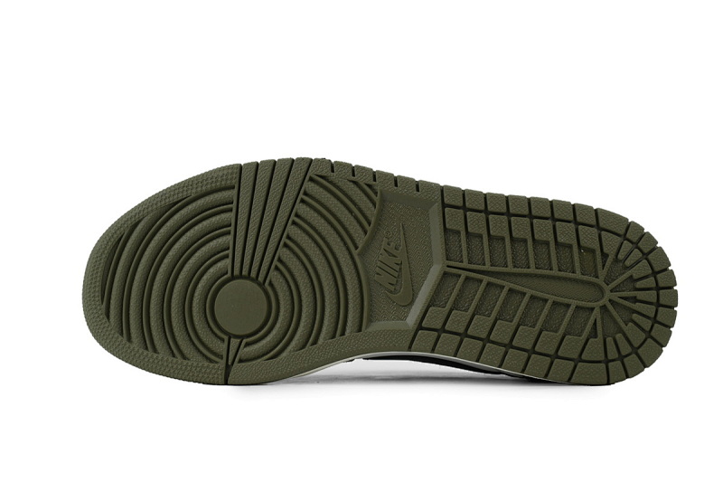 【AA1XH】A中橄榄绿 乔丹1代低帮 HQ6998-200 Air Jordan 1 Retro Low OG 'Medium Olive'