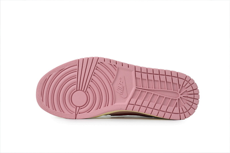 【BA9ZY】红勾 ZY版乔丹1代低帮 IQ7604-101 Travis Scott x Air Jordan 1 Low Red Tick