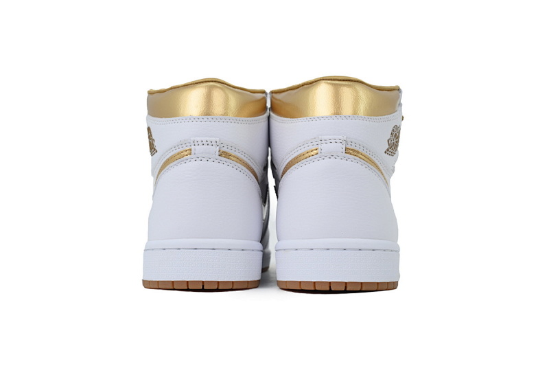 【BA2ZY】65白金 ZY版乔丹1代 FD2596-107 Wmns Air Jordan 1 Retro High OG 'Metallic Gold'