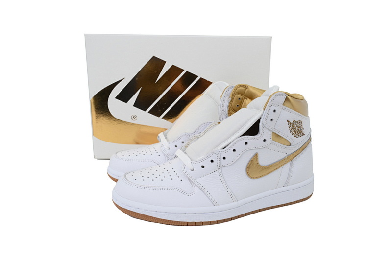 【BA2ZY】65白金 ZY版乔丹1代 FD2596-107 Wmns Air Jordan 1 Retro High OG 'Metallic Gold'