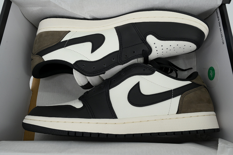 yupoo_321987_e18534e3.jpg 【CA3LR】小倒钩低 LJR版本乔丹1代低帮 CZ0790-102 Air Jordan 1 Retro Low OG 'Mocha'