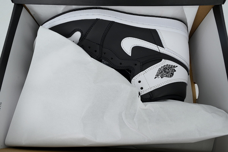 yupoo_322655_a358e06e.jpg 【BA2ZY】反转熊猫 ZY版乔丹1代 DZ5485-010 Air Jordan 1 Retro High OG 'Black White 2.0'