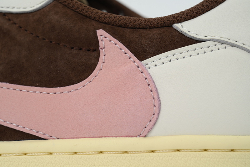 yupoo_322716_aa6db566.jpg 【BA9ZY】粉倒勾2.0 ZY版乔丹1代低帮 DZ4137-206 Travis Scott x Air Jordan 1 Low OG SP Dark Pony Pink