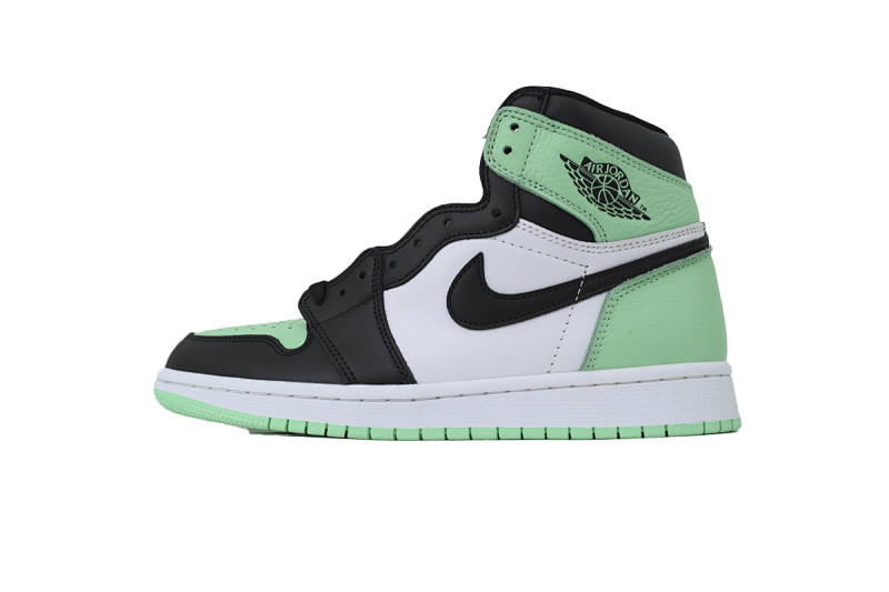 【BA2ZY】黑绿 ZY版乔丹1代 DZ5485-130  Air Jordan 1 Retro High OG 'Green Glow'