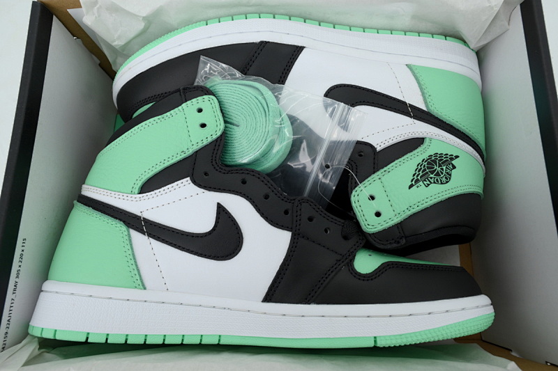 【BA2ZY】黑绿 ZY版乔丹1代 DZ5485-130  Air Jordan 1 Retro High OG 'Green Glow'