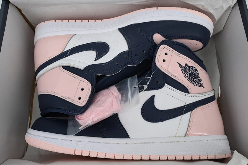 yupoo_322897_74fd24c2.jpg 【BA2ZY】漆皮黑粉 ZY版乔丹1代 DD9335-641 Air Jordan 1 High OG Atmosphere