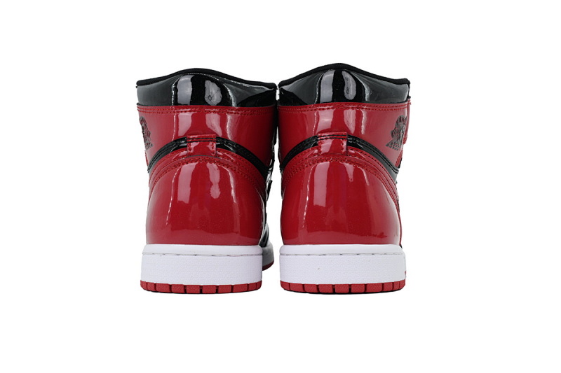 【BA2ZY】漆皮禁穿 ZY版乔丹1代 555088-063 Air Jordan 1 High “Banned”