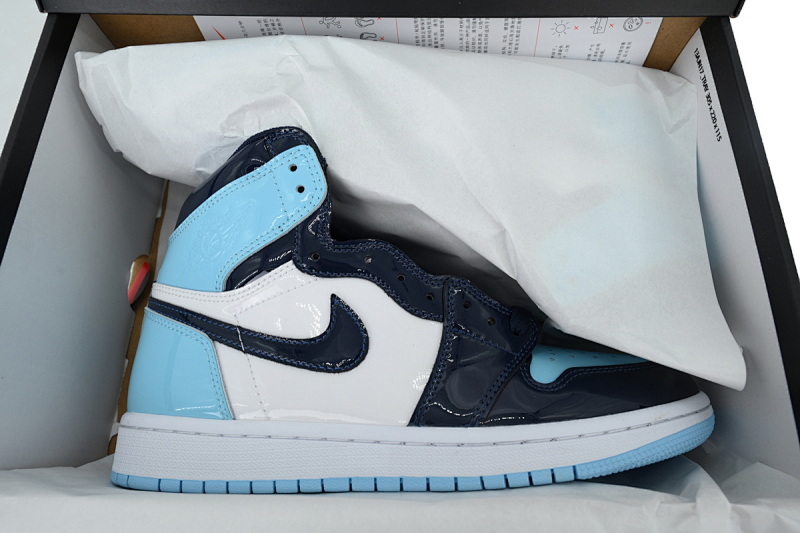 yupoo_323135_7e1e088d.jpg 【BA2ZY】漆皮北卡蓝 ZY版乔丹1代 CD0461-401 Air Jordan 1 Retro High OG “UNC Patent”