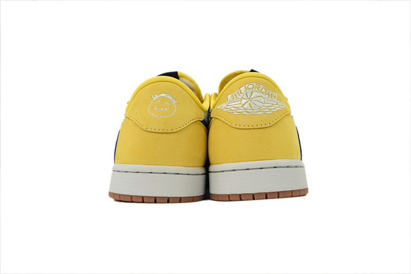 【BA9ZY】黄倒钩  ZY版乔丹1代低帮 DZ4137-700 Travis Scott x Air Jordan 1 Low OG Canary