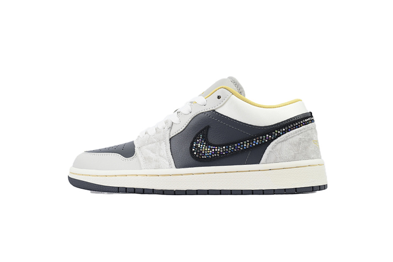 yupoo_324480_acd9febe.jpg 【AA1XH】低黑灰丝绸锻 乔丹1代低帮 DV1762-001 Air Jordan 1 Low SE 'Beaded Swoosh'