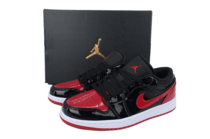 yupoo_324747_c8235c29.jpg 【AA1XH】黑红金人 乔丹1代低帮 553558-063 Air Jordan 1 Retro Low OG 'Black Red'