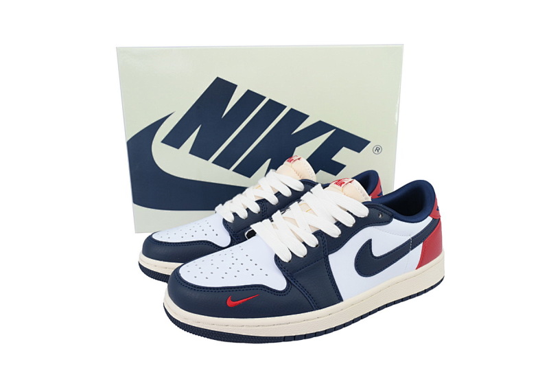 【AA1XH】警灯联名 乔丹1代低帮 HQ2993-100 Air Jordan 1 Retro Low OG 'Howard University'