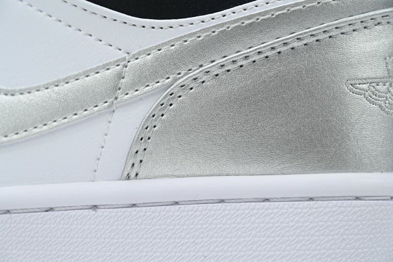 【AA1AQ】黑白银 乔丹1代低帮 553558-131 Air Jordan 1 Low Black Silver