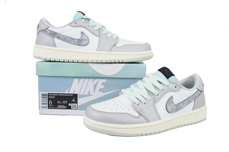 【AA1XH】蛇年限定 乔丹1代低帮 HF3144-100 Air Jordan 1 Retro Low OG 'Year of the Snake'