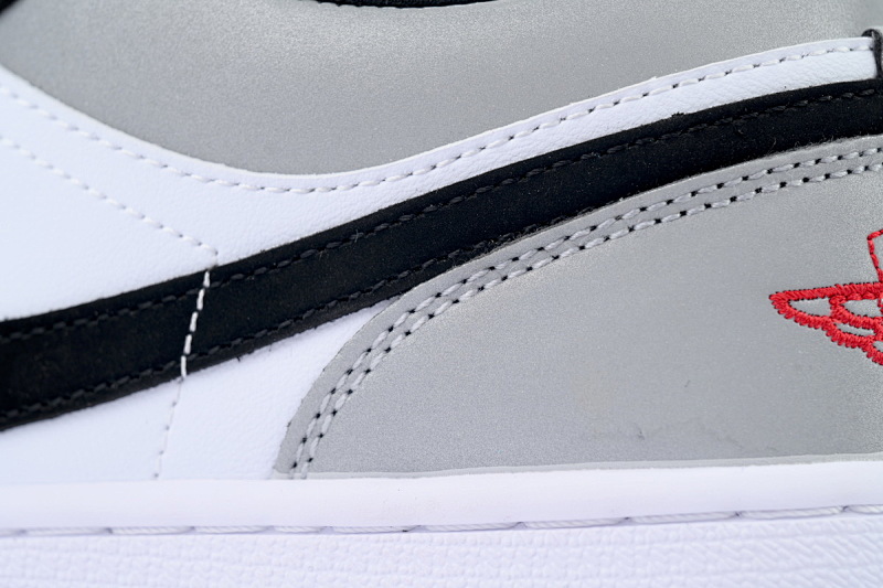 【AA1XH】低反光黑白灰 乔丹1代低帮 HF3188-106 Air Jordan 1 Low 'White Fire Red Black Matte Silver'