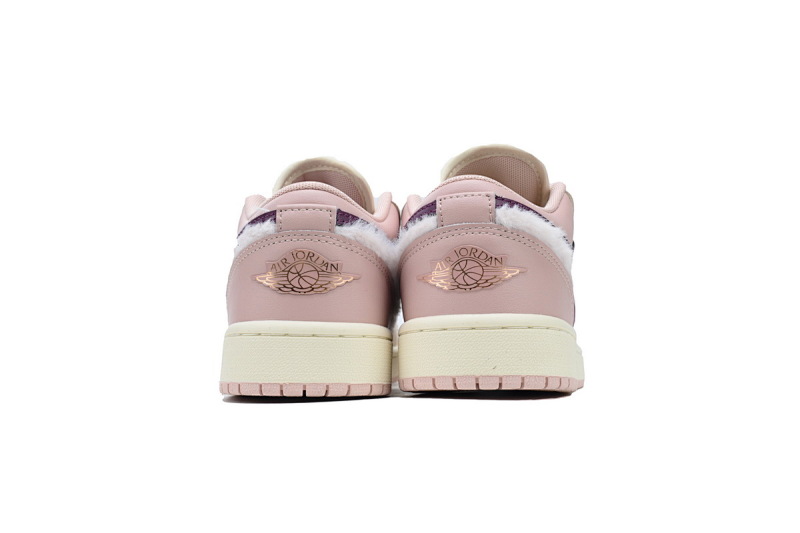 【AA1AQ】枣红粉勾 乔丹1代低帮 FZ3928-200 Air Jordan 1 Low SE GS 'Fur Swoosh'