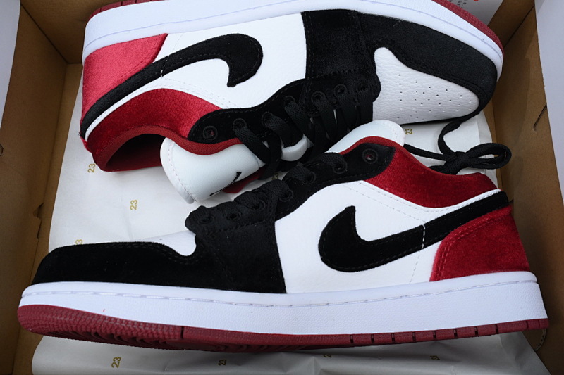 【AA1AQ】丝绸红 乔丹1代低帮 FZ3242-001 Air Jordan 1 Low SE 'Velvet Black Toe'