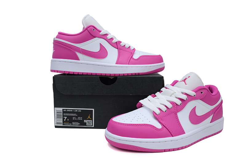 【AA1AQ】芭比粉 乔丹1代低帮 FV8486-600 Air Jordan 1 Low GS 'Fire Pink'