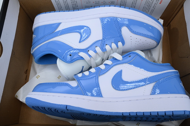 【AA1AQ】镜面北卡蓝 乔丹1代低帮 FZ2138-114 Air Jordan 1 Low SE 'Legend Blue'