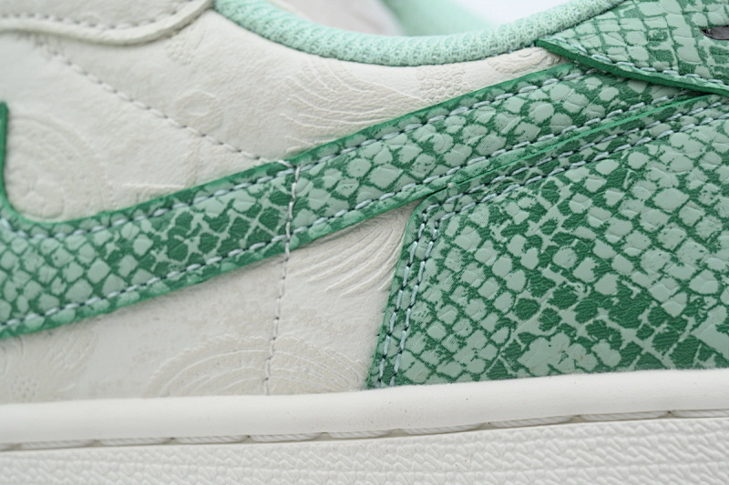 【AA1XH】蛇年白绿 乔丹1代低帮 HF3144-100 Air Jordan 1 Low OG Year of the Snake