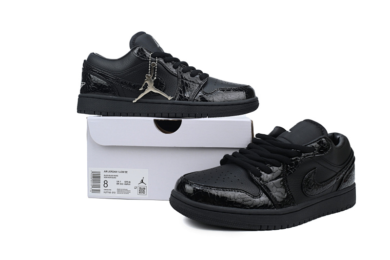 【AA1XH】漆皮黑武士 乔丹1代低帮 HJ7443-010 Air Jordan 1 Low SE 'Black Croc'