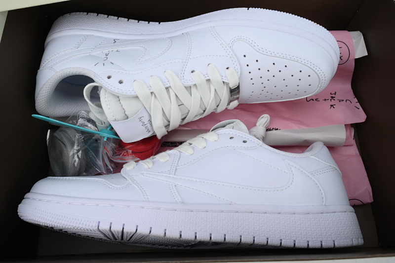 【AA1XH】低帮白倒钩 乔丹1代低帮 TD1228-111 Travis Scott x Air Jordan 1 Low White