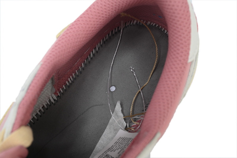 yupoo_326452_6dae472f.jpg 【AA1XH】白粉倒勾 乔丹1代低帮 DM7866-600 Travis Scott x Air Jordan 1 Low OG White Pink