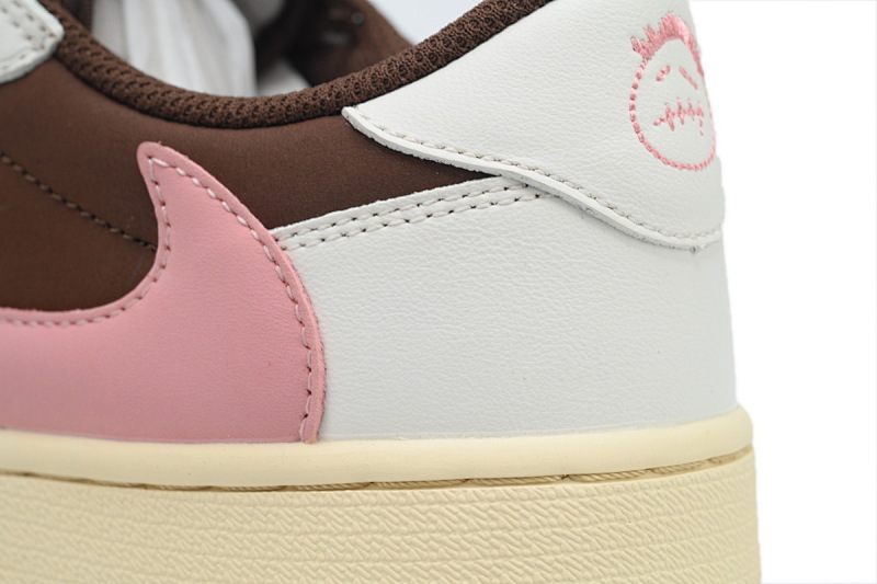 【AA1XH】棕粉倒勾 乔丹1代低帮 DZ4137-206 Travis Scott x Air Jordan 1 Low OG SP Dark Pony Pink