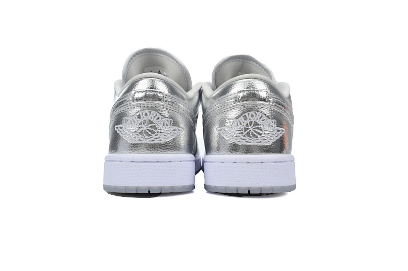 【AA1AQ】银白 乔丹1代低帮 FN5030-001 Air Jordan 1 Low WMNS "Metallic Silver"