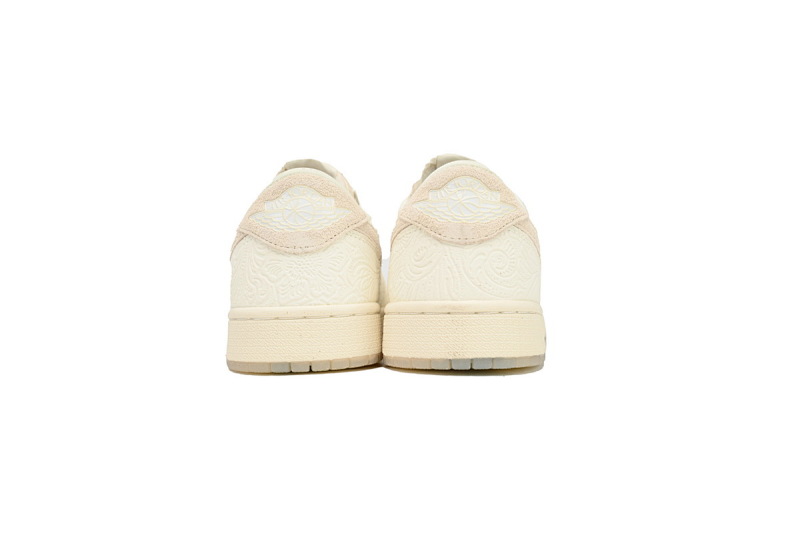 【AA1XH】浮雕白 乔丹1代低帮 FZ0455-200 Chris Paul x Air Jordan 1 Low OG “Give Them Flowers”