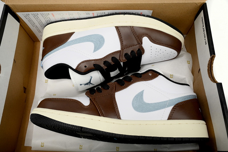 【AA1AQ】灰白棕 乔丹1代低帮 FQ8156-142  Air Jordan 1 Low SE GS 'Mocha Blue Grey'