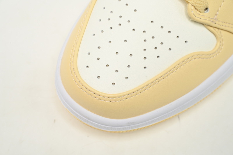 yupoo_327213_3374de23.jpg 【AA1AQ】米黄 乔丹1代低帮 DC0774-170 Women's Air Jordan 1 Low "Team Gold"