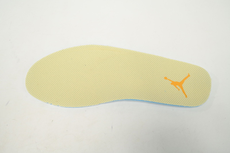 yupoo_327213_81126a95.jpg 【AA1AQ】米黄 乔丹1代低帮 DC0774-170 Women's Air Jordan 1 Low "Team Gold"