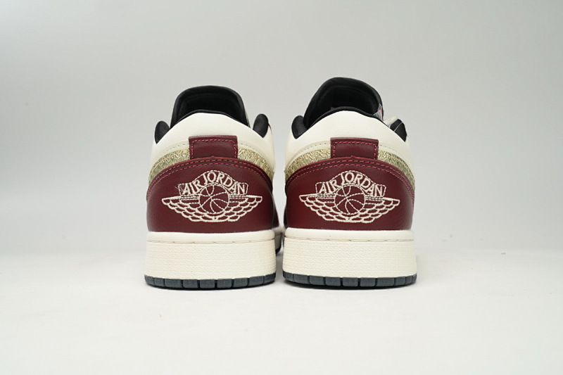 【BA5AQ】龙年红 乔丹1代低帮 FJ5735-100 Air Jordan 1 Low SE Year of the Dragon