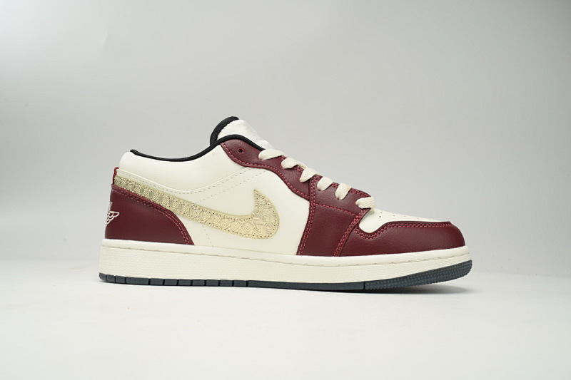 【BA5AQ】龙年红 乔丹1代低帮 FJ5735-100 Air Jordan 1 Low SE Year of the Dragon