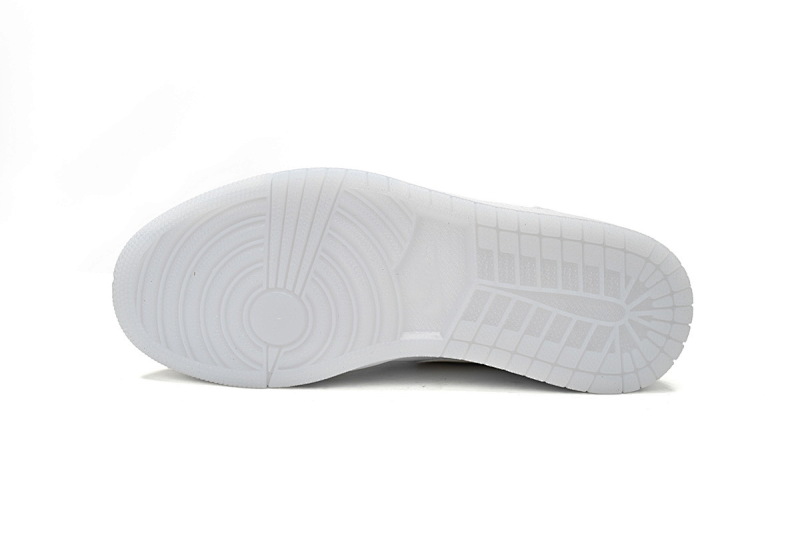 yupoo_327709_b08ba1a1.jpg 【AG1AQ】冰雪奇缘 乔丹1代低帮 FQ9112-100 Air Jordan 1 Low GS Glitter Swoosh