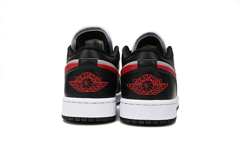 【AG1AQ】黑灰红  乔丹1代低帮  DC0774-062 Air Jordan 1 Low ‘Chicago’Black Gray Red