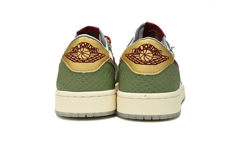 【BA5AQ】龙年限定 乔丹1代低帮 FN3727-100 Air Jordan 1 Low OG Year of the Dragon