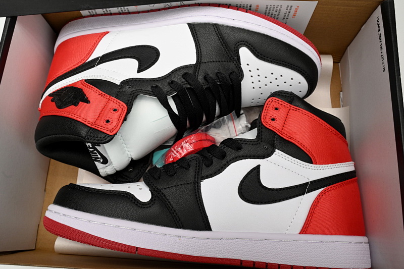 【BA7XH】黑脚趾丝绸 东莞版乔丹1代篮球运动鞋 CD0461-016    Air Jordan 1 WMNS “Satin Black Toe”