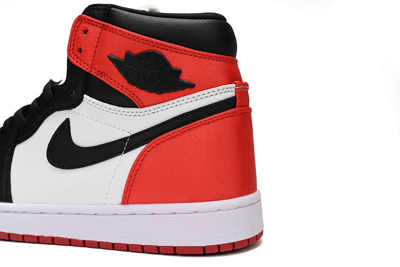 【BA7XH】黑脚趾丝绸 东莞版乔丹1代篮球运动鞋 CD0461-016    Air Jordan 1 WMNS “Satin Black Toe”