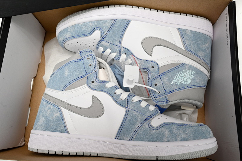 【BA7XH】水洗白蓝 东莞版乔丹1代篮球运动鞋 555088-402 Air Jordan 1 High OG GS Wash North Carolan