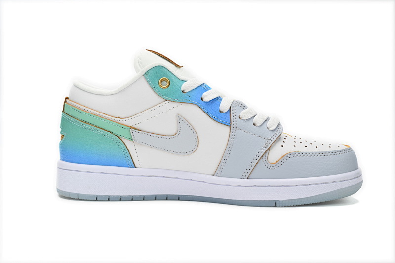 【AG1AQ】白蓝绿 乔丹1代低帮 FN8899-131 Nike Wmns Air Jordan 1 Low SE “Emerald Rise”