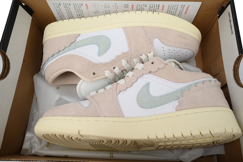 【AG1AQ】花边粉白 乔丹1代低帮 DZ5356-800 Air Jordan 1 Low GS Pink