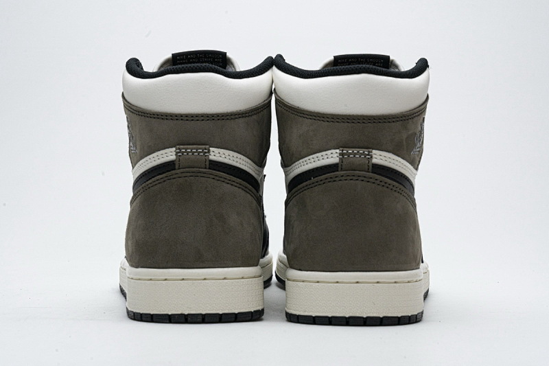yupoo_328415_d8db532b.jpg 【CA3XP】黑摩卡 XP版乔丹1代篮球鞋运动鞋 555088-105 Air Jordan 1 Retro High OG 'Dark Mocha'