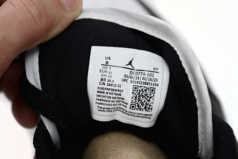 【AA1AQ】黑白黑 乔丹1代低帮 DC0774-101 Air Jordan 1 Low Black And White