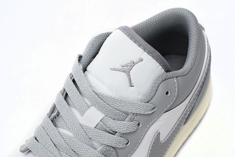 yupoo_328843_aa5198d4.jpg 【AA1AQ】复古灰 乔丹1代低帮 553560-053 Travis Scott x Air Jordan 1 Low Retro Grey