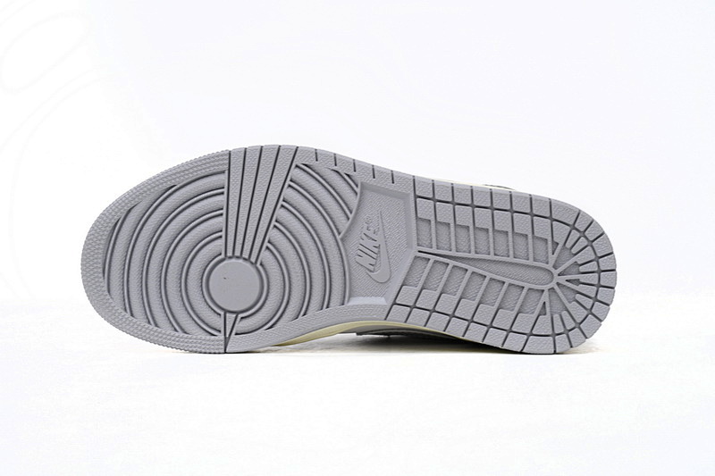 yupoo_328843_e375d67d.jpg 【AA1AQ】复古灰 乔丹1代低帮 553560-053 Travis Scott x Air Jordan 1 Low Retro Grey