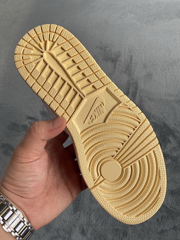 【AA1AQ】冰淇淋 乔丹1代低帮 CW7104-601 Air Jordan 1 Low SE GS Paint Drip