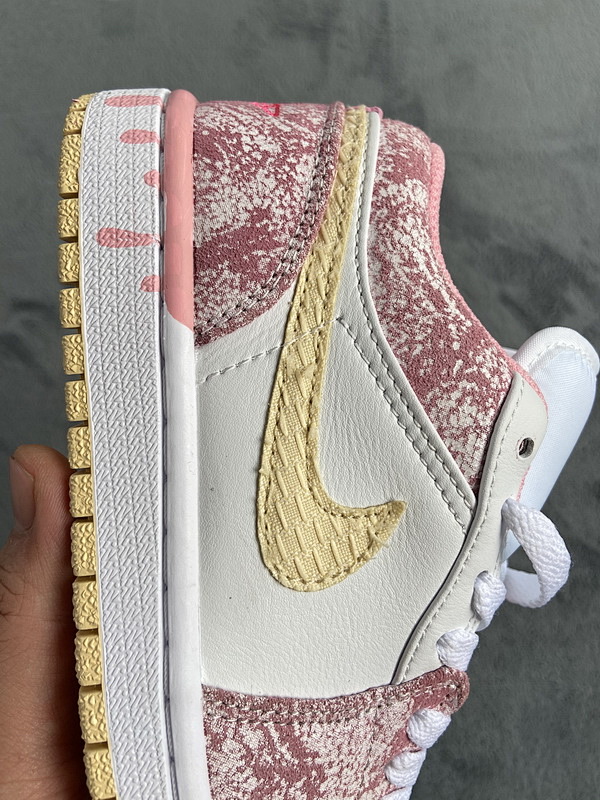 【AA1AQ】冰淇淋 乔丹1代低帮 CW7104-601 Air Jordan 1 Low SE GS Paint Drip