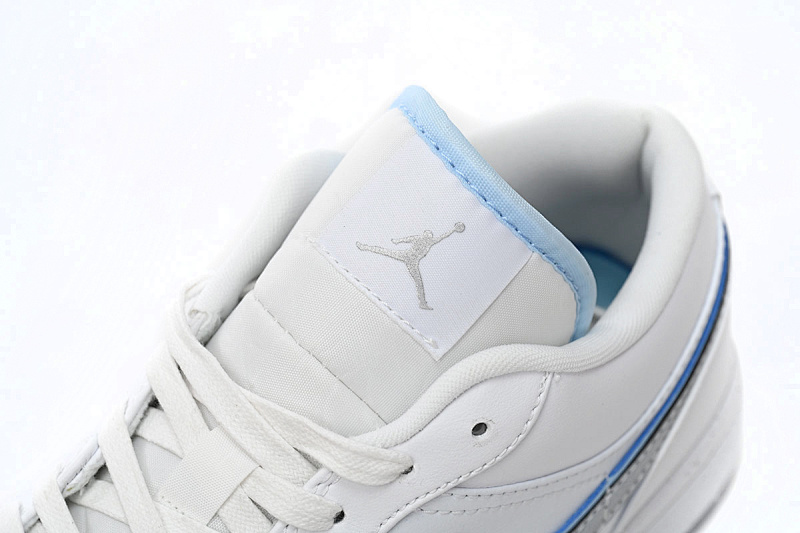【AA1AQ】白银反光 乔丹1代低帮 FB1874-101 Air Jordan 1 Low “Dare To Fly”